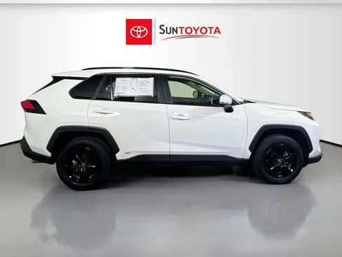 Used 2025 Toyota RAV4 XLE w/ Convenience Package AWD/4WD image 2