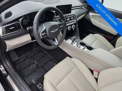 Used 2023 Genesis G70 2.0T RWD image 11