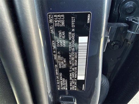 Used 2022 Volvo XC60 B6 Inscription w/ Advanced Package image 30