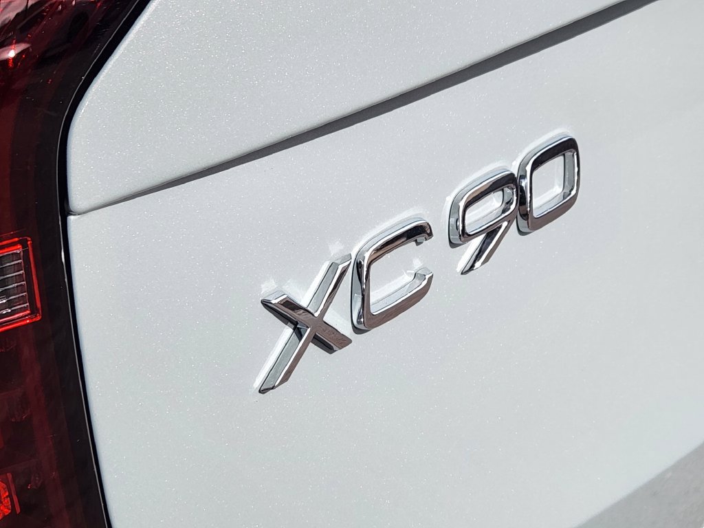 New 2026 Volvo XC90 T8 Plus w/ Protection Package Premier AWD/4WD image 31