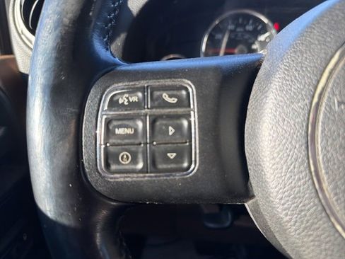 Used 2015 Jeep Wrangler Unlimited Sahara w/ Connectivity Group image 18