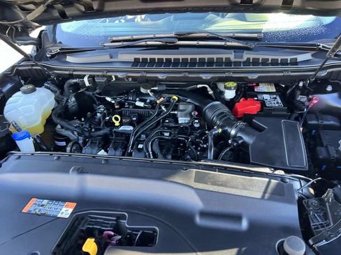 Certified 2023 Ford Edge Titanium image 11