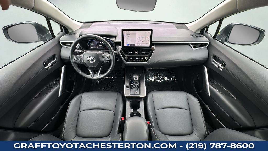 Used 2026 Toyota Corolla Cross XLE FWD image 14