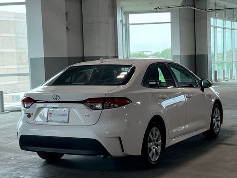 Used 2024 Toyota Corolla LE FWD image 11