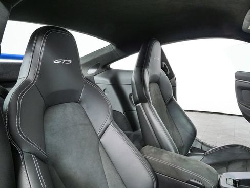Certified 2024 Porsche 911 GT3 RWD image 20