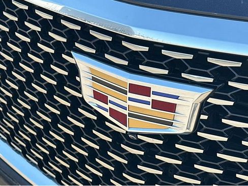 Certified 2024 Cadillac Escalade Premium Luxury w/ Performance Package AWD/4WD image 38