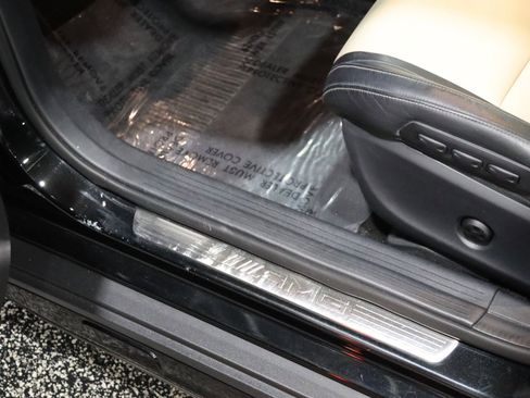 Used 2018 Mercedes-Benz GLA 45 AMG 4MATIC w/ Multimedia Package image 24