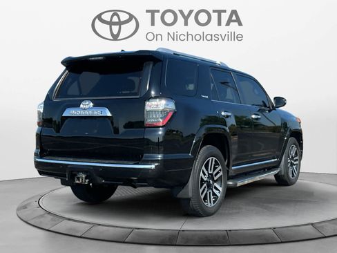 Used 2020 Toyota 4Runner Limited AWD/4WD image 5