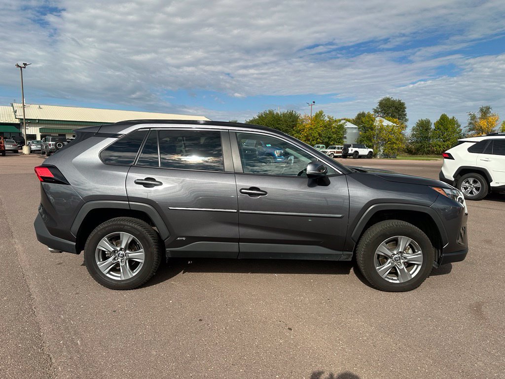 Used 2024 Toyota RAV4 LE AWD/4WD image 34