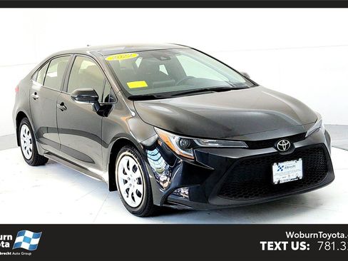 Used 2022 Toyota Corolla LE image 1