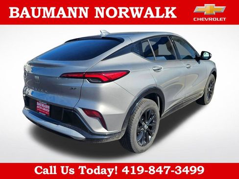 Used 2024 Buick Envista Sport Touring w/ Convenience I Package FWD image 6