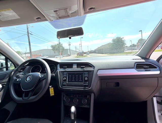 Used 2021 Volkswagen Tiguan S FWD image 13