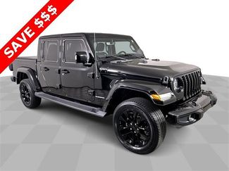 Used 2022 Jeep Gladiator Overland video 2