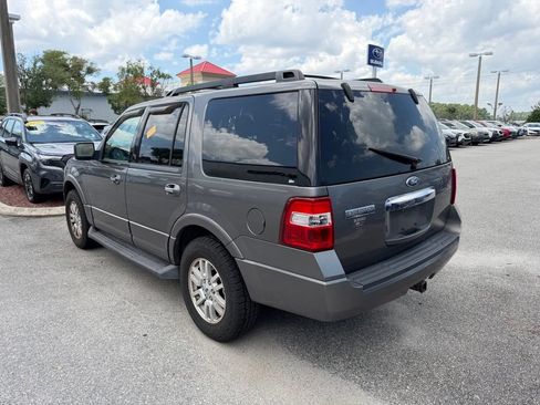 Used 2011 Ford Expedition XLT RWD image 8