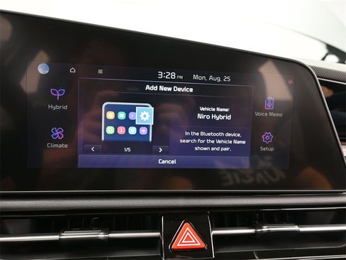 New 2025 Kia Niro EX image 28