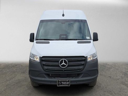Used 2026 Mercedes-Benz Sprinter 2500 image 8