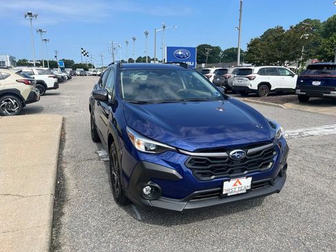 Used 2024 Subaru Crosstrek 2.0i Premium AWD/4WD image 2