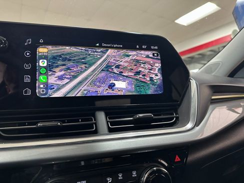 Used 2024 Chevrolet Trax LT image 23