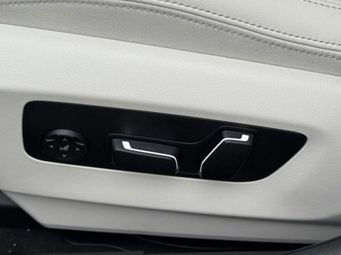 New 2026 BMW 530i 530i w/ M Sport Package image 18