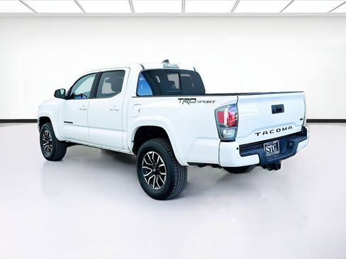 Used 2021 Toyota Tacoma TRD Sport image 6