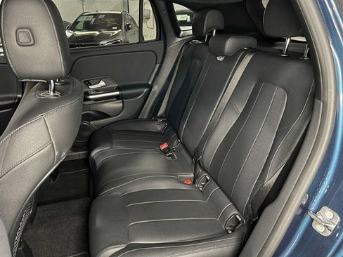 Used 2023 Mercedes-Benz GLA 250 4MATIC image 20