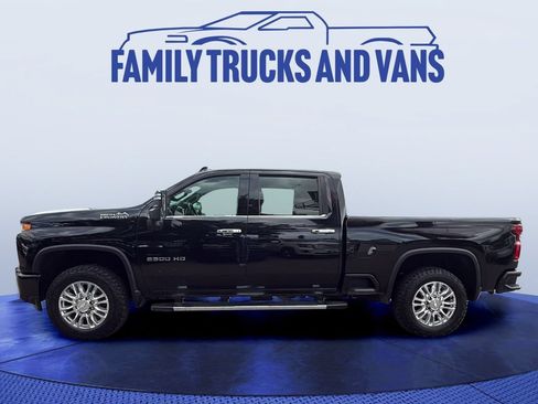 Used 2020 Chevrolet Silverado 2500 High Country AWD/4WD image 2