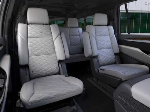 New 2026 Cadillac Escalade ESV Platinum Sport AWD/4WD image 17