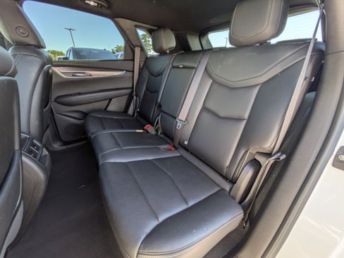 Used 2022 Cadillac XT5 Luxury image 9