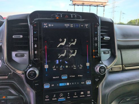 Used 2022 RAM 2500 Limited AWD/4WD image 19