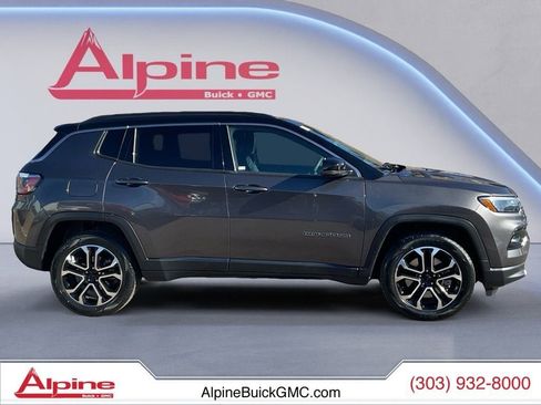 Used 2024 Jeep Compass Limited image 6