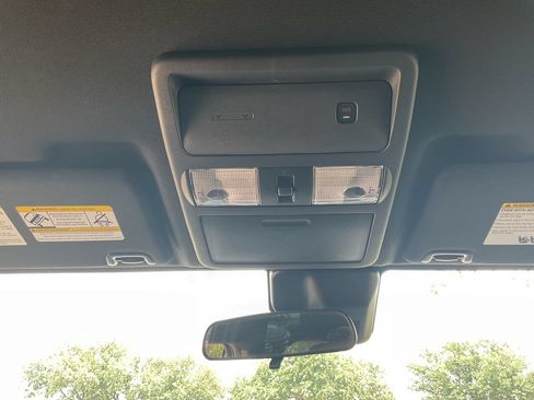 Used 2026 Nissan Frontier PRO-4X AWD/4WD image 16