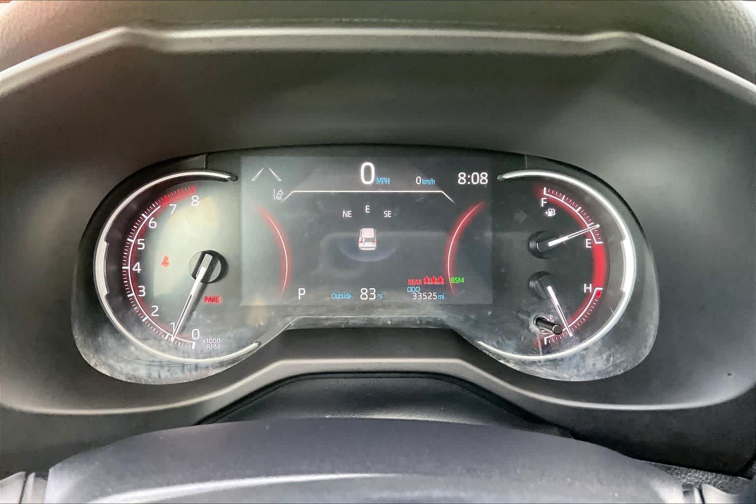 Used 2025 Toyota RAV4 XLE FWD image 25
