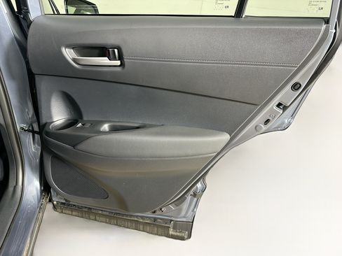 Used 2026 Toyota Corolla Cross XLE w/ Convenience Package FWD image 31