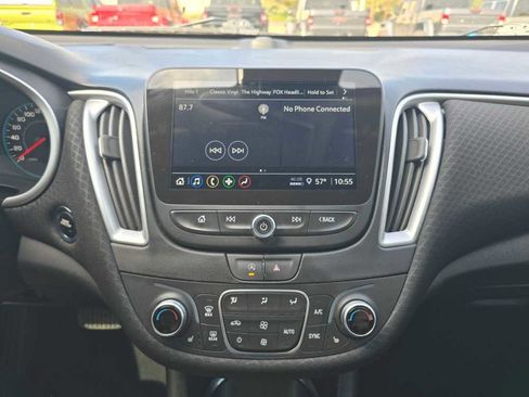 Used 2024 Chevrolet Malibu LT w/ Midnight Edition image 12