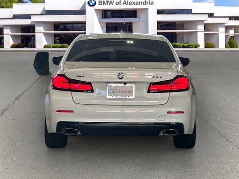 Used 2023 BMW 530i xDrive w/ Convenience Package AWD/4WD image 6