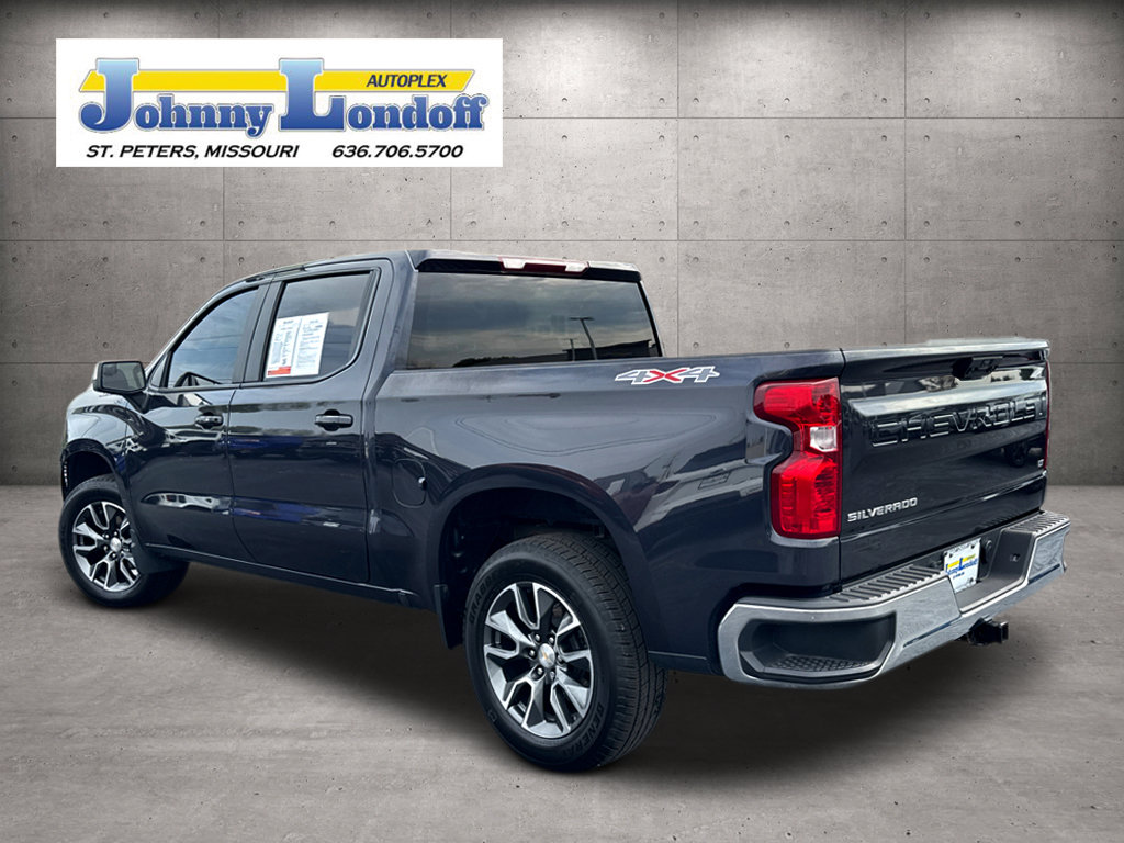 Used 2024 Chevrolet Silverado 1500 LT AWD/4WD image 3