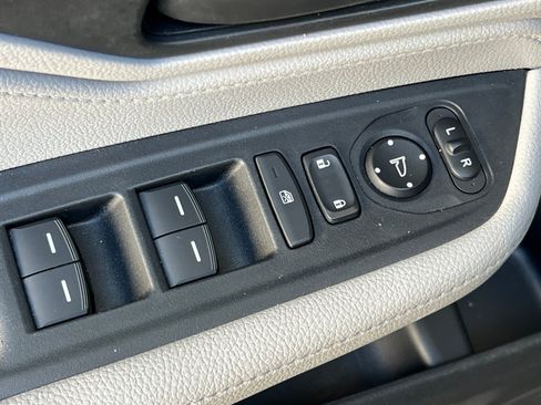 Used 2023 Honda Odyssey EX-L image 13
