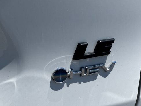 Certified 2025 Toyota RAV4 LE AWD/4WD image 25
