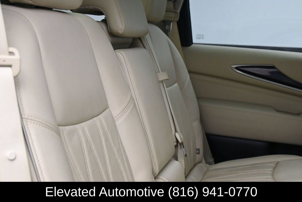 Used 2017 INFINITI QX60 Luxe w/ Deluxe Technology Package AWD/4WD image 11