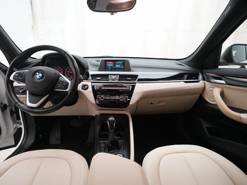 Used 2018 BMW X1 sDrive28i image 5