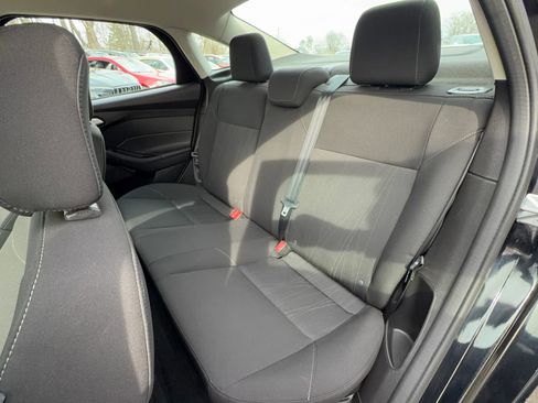 Used 2017 Ford Focus SE image 20