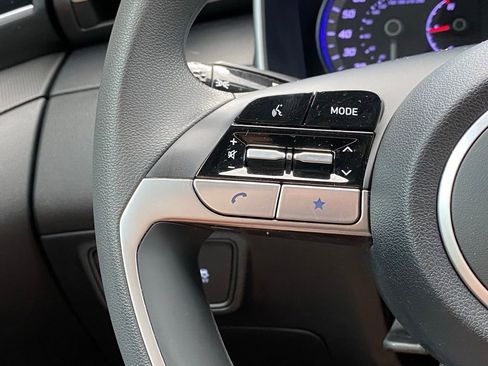 Used 2023 Hyundai Santa Cruz SEL AWD/4WD image 16