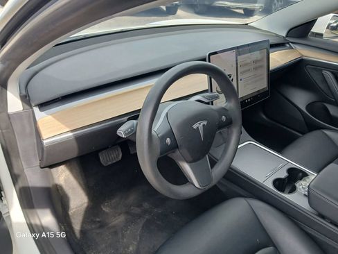 Used 2021 Tesla Model 3 Long Range AWD/4WD image 7