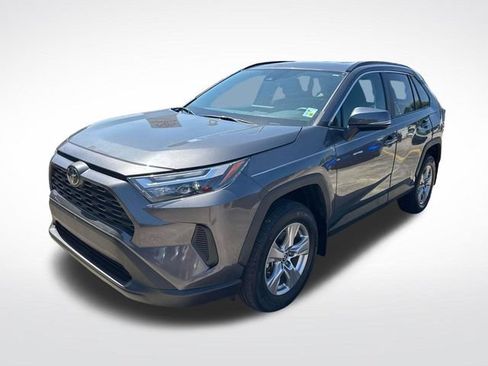 Used 2023 Toyota RAV4 XLE FWD image 3