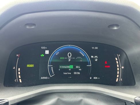 Used 2025 Toyota Camry LE FWD image 21
