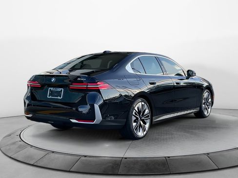 New 2026 BMW 530i xDrive w/ Premium Package image 7