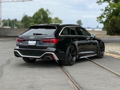 Used 2021 Audi RS 6 AWD/4WD image 3