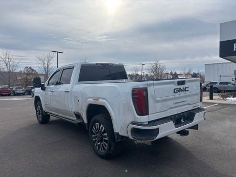 Used 2025 GMC Sierra 3500 Denali Ultimate image 8