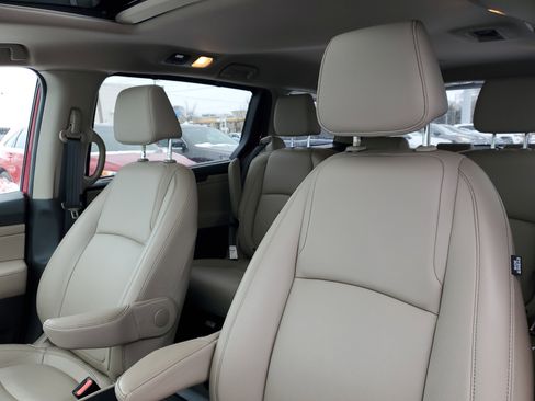 Certified 2023 Honda Odyssey EX-L image 12