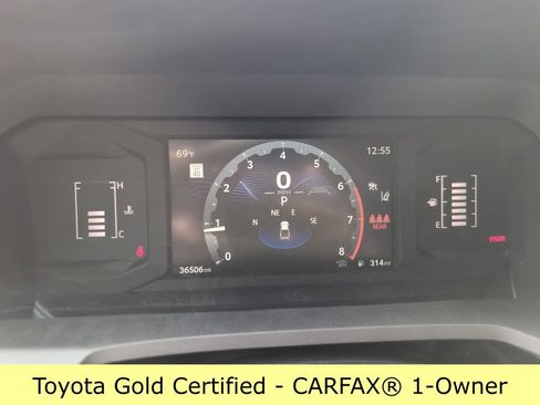 Certified 2024 Toyota Tacoma SR5 AWD/4WD image 18